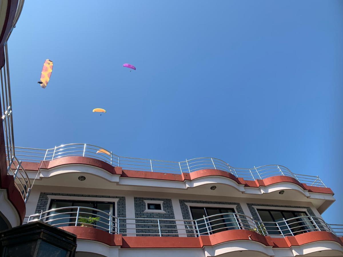 Hotel Pristine Himalaya Pokhara Kültér fotó