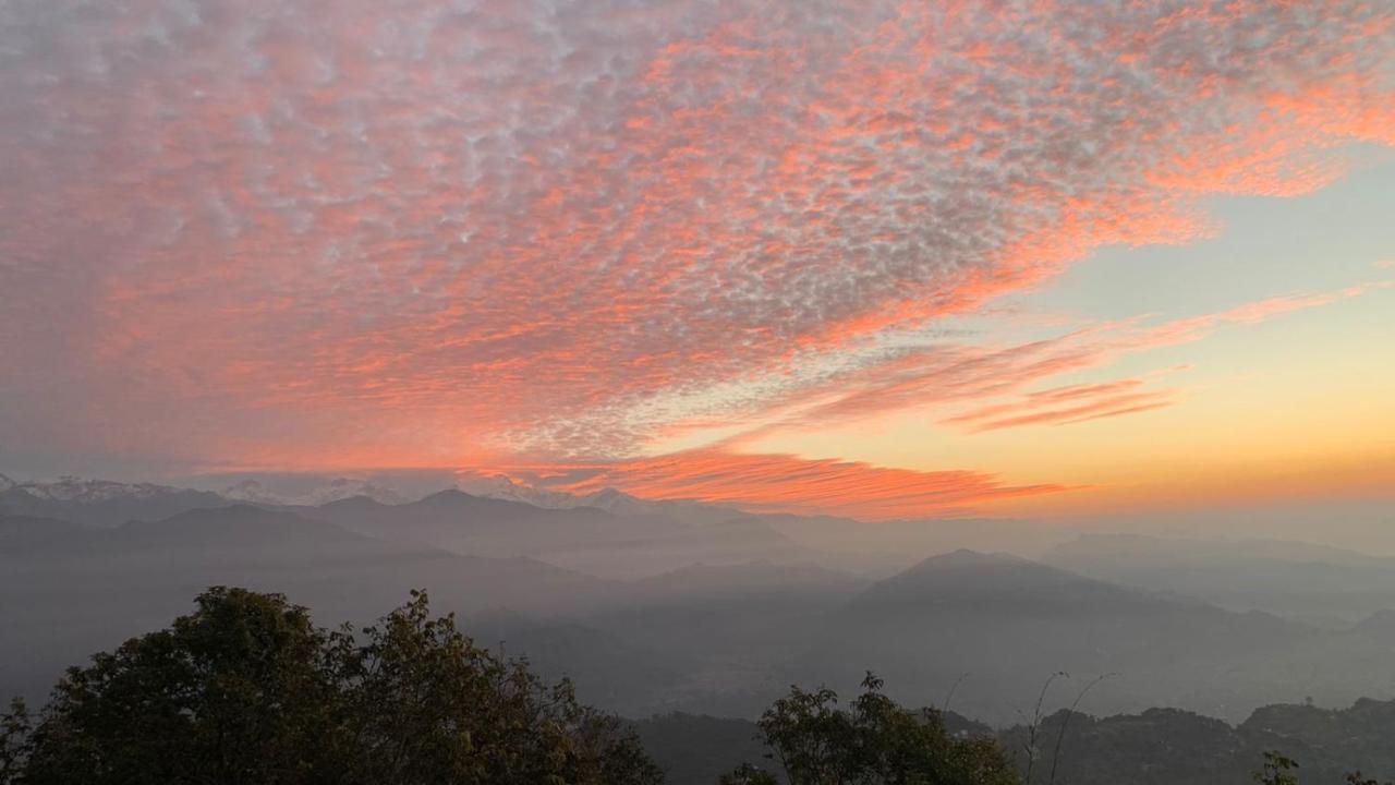 Hotel Pristine Himalaya Pokhara Kültér fotó