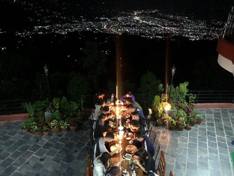 Hotel Pristine Himalaya Pokhara Kültér fotó