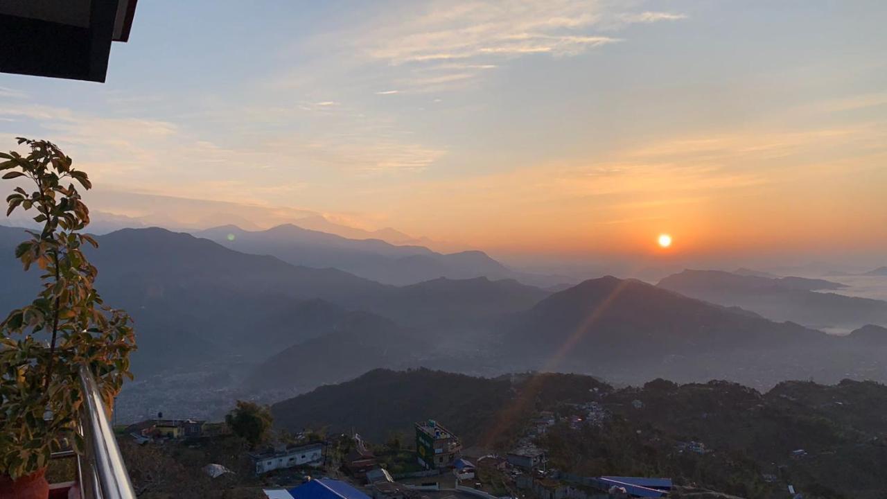 Hotel Pristine Himalaya Pokhara Kültér fotó