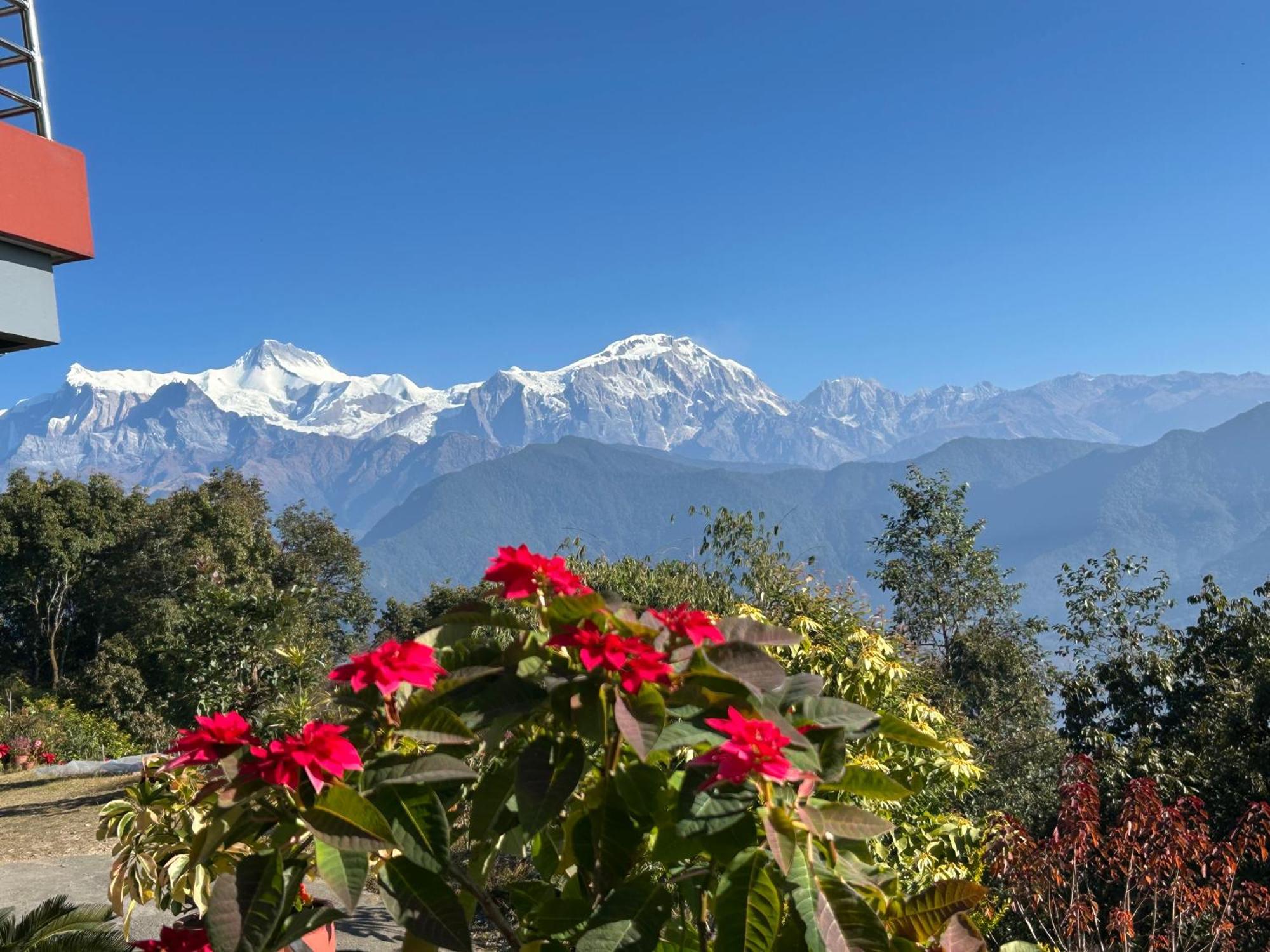 Hotel Pristine Himalaya Pokhara Kültér fotó