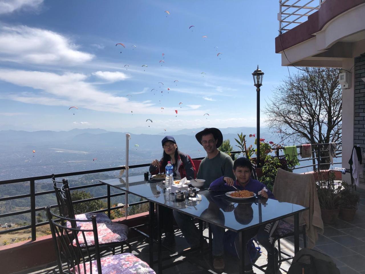 Hotel Pristine Himalaya Pokhara Kültér fotó