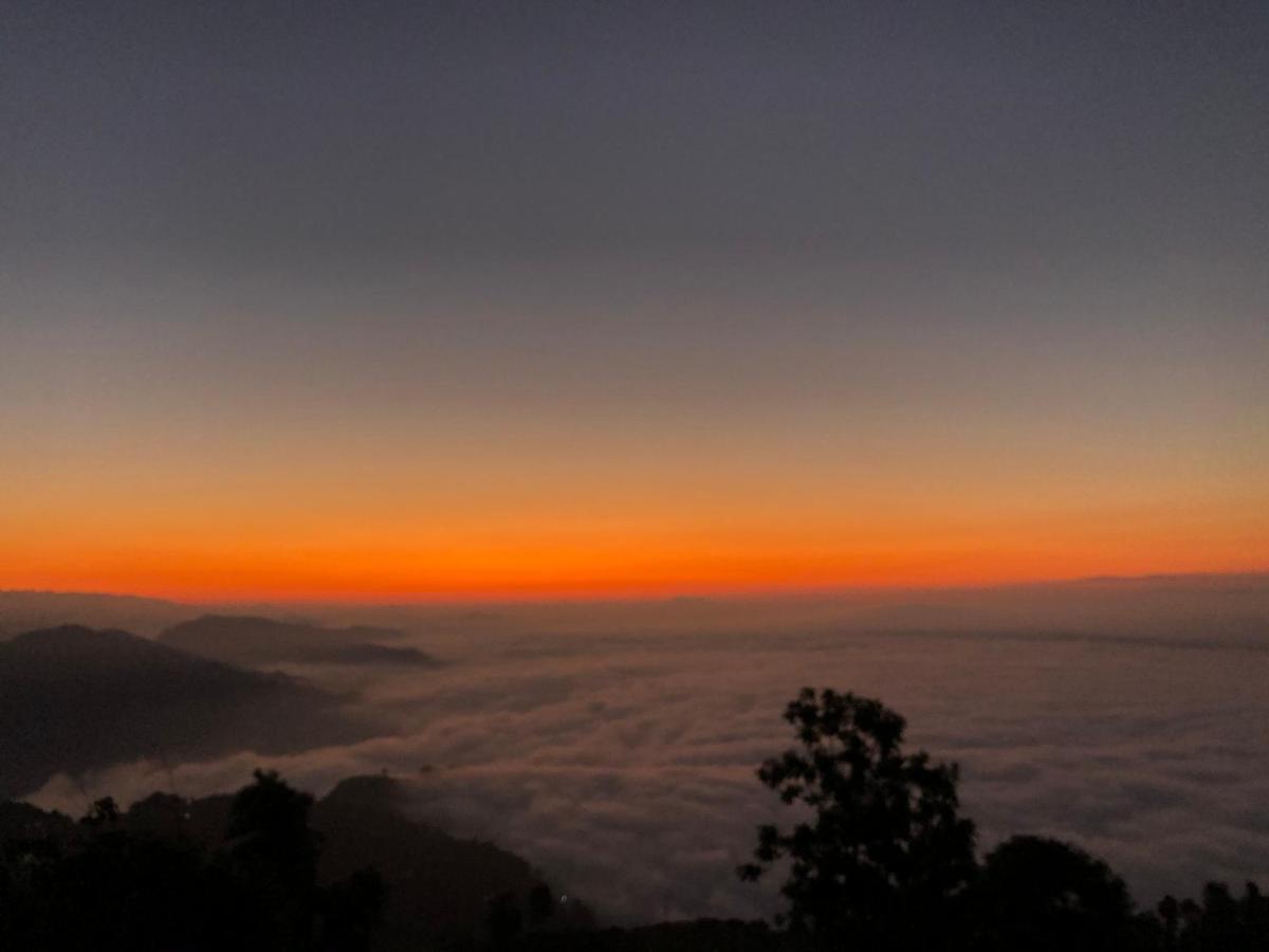 Hotel Pristine Himalaya Pokhara Kültér fotó